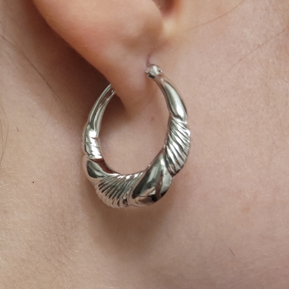 NWOT Silver Hoop Earrings - Picture 6 of 6